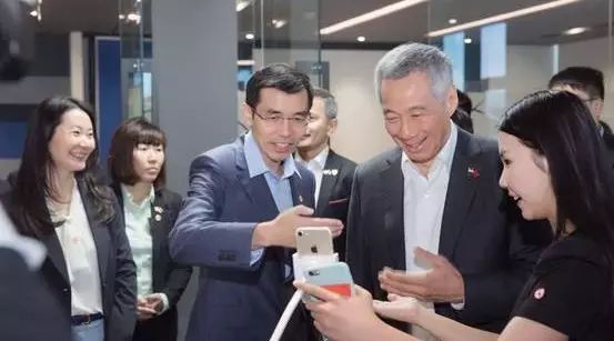 ​新加坡总理一行访问商汤科技 商汤「刷脸」技术又俘获大牌粉丝